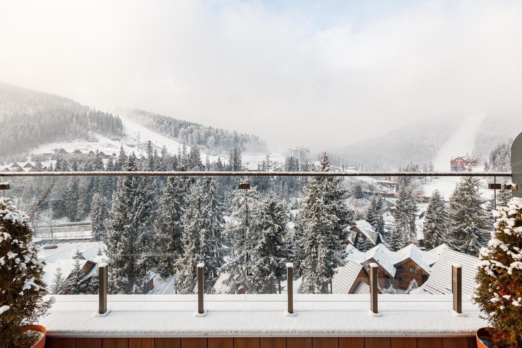 Tavel Hotel & Spa Bukovel Extérieur photo