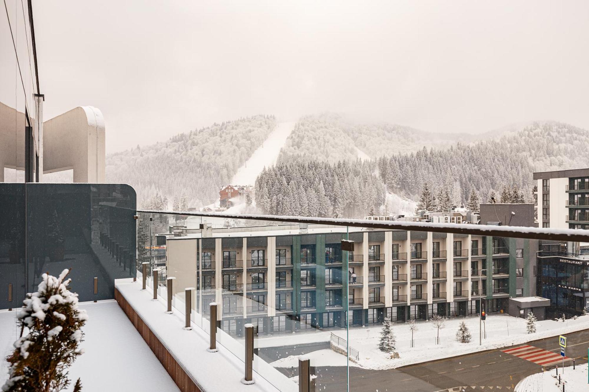 Tavel Hotel & Spa Bukovel Extérieur photo
